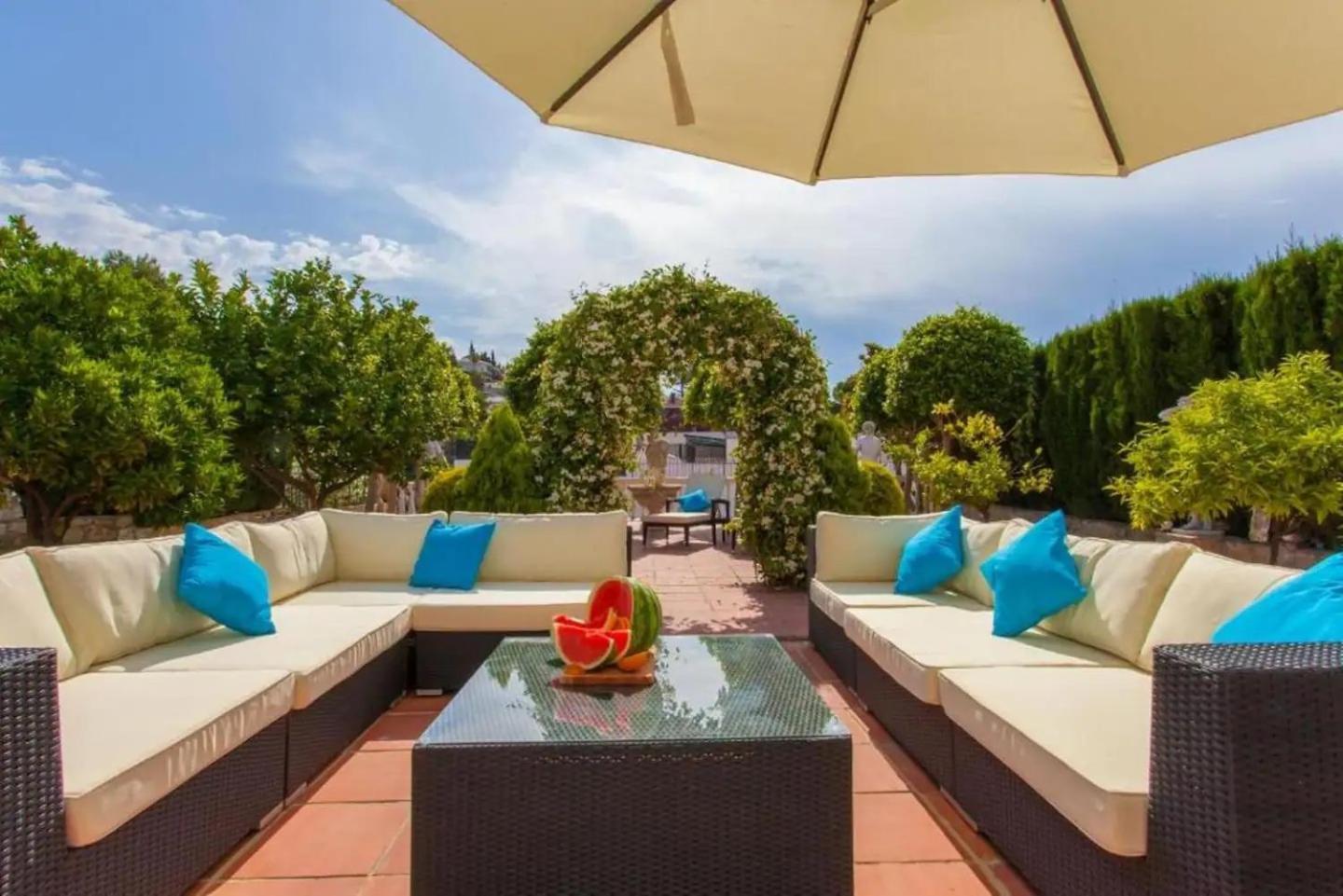 Summer Offers! Fabulous Luxury Villa Near The Beach Sleeps 8 Benalmádena Eksteriør billede
