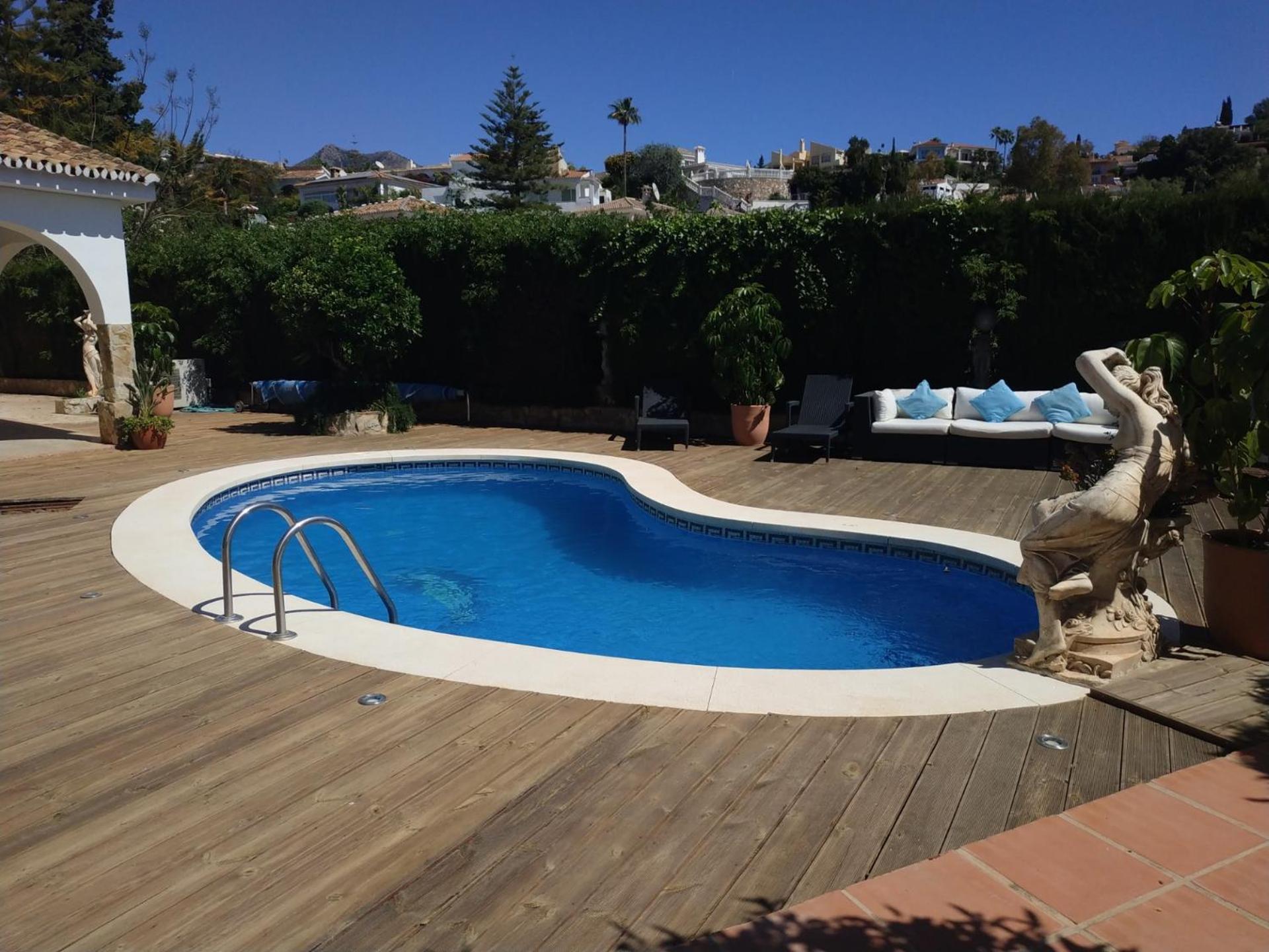 Summer Offers! Fabulous Luxury Villa Near The Beach Sleeps 8 Benalmádena Eksteriør billede