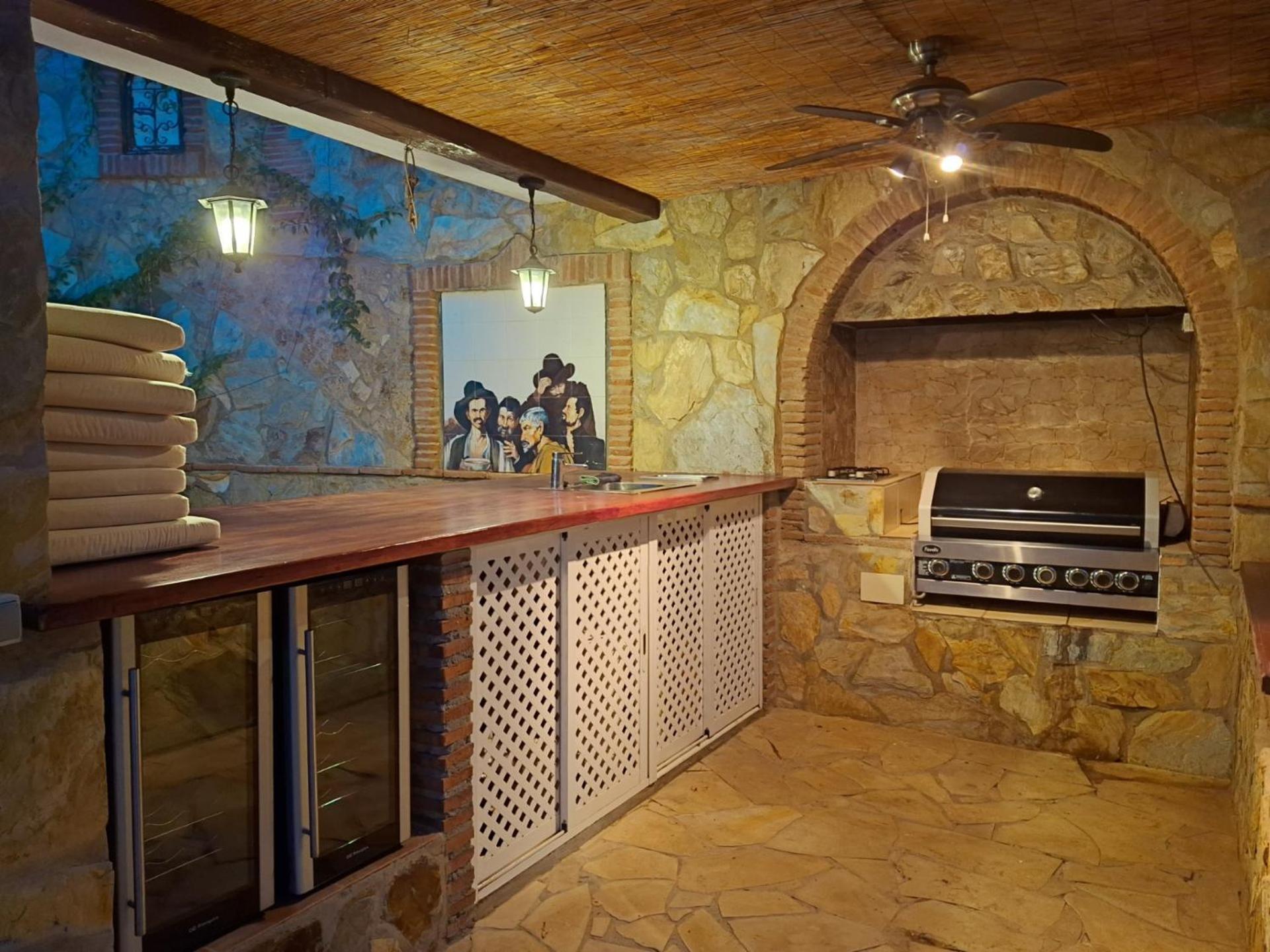 Summer Offers! Fabulous Luxury Villa Near The Beach Sleeps 8 Benalmádena Eksteriør billede
